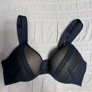 Bra-llelujah Spanx lightly lined bra